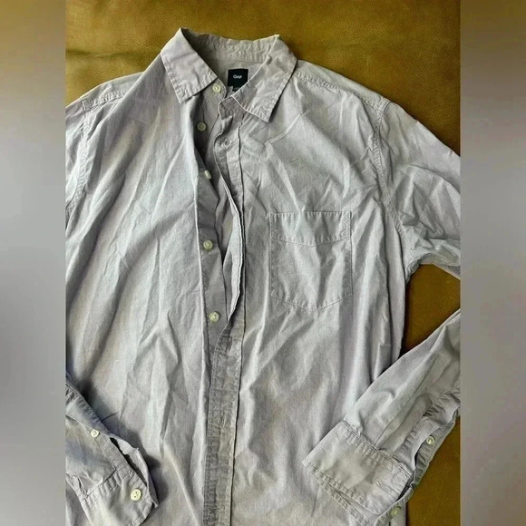 GAP Light Purple Button Down Long Sleeve Shirt 100% Cotton Size Medium - Picture 2 of 9
